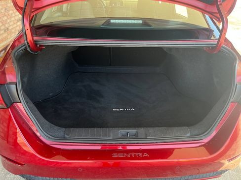 Certified 2024 Nissan Sentra SV FWD image 30