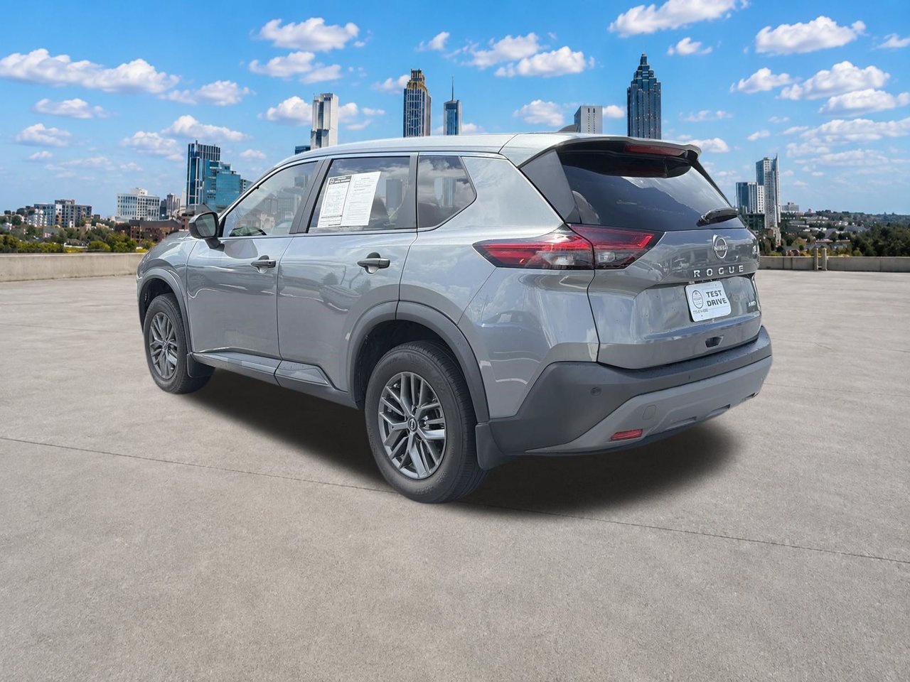 Used 2023 Nissan Rogue S AWD/4WD image 3