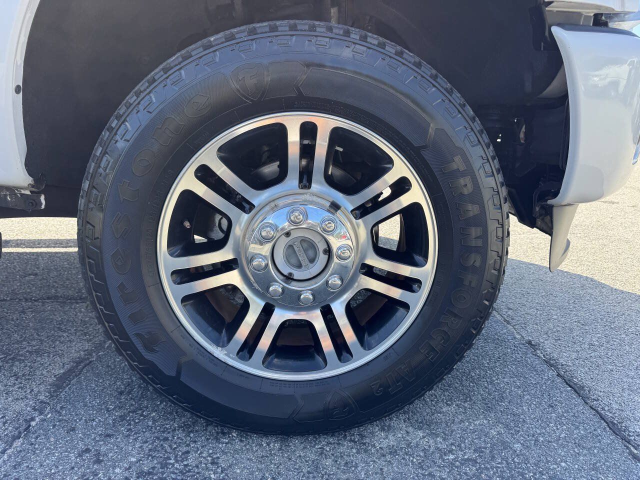 Used 2015 Ford F250 Platinum w/ FX4 Off-Road Package AWD/4WD image 16