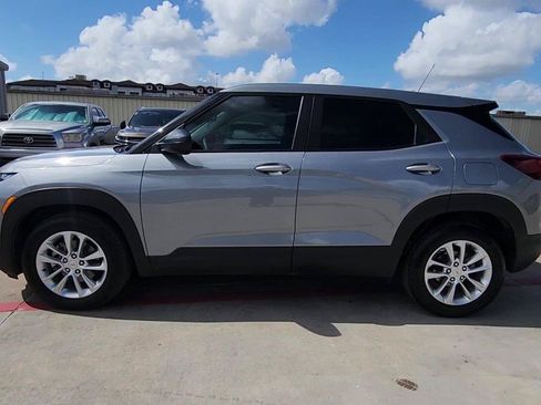 Used 2025 Chevrolet TrailBlazer LS w/ LS Confidence Package FWD image 5