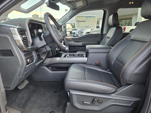 New 2026 Ford F250 Lariat w/ Black Appearance Package image 23