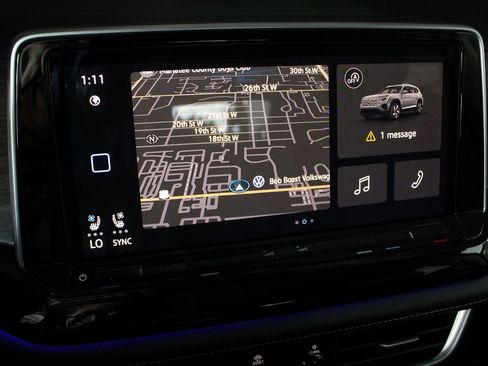 New 2025 Volkswagen Atlas SEL image 23