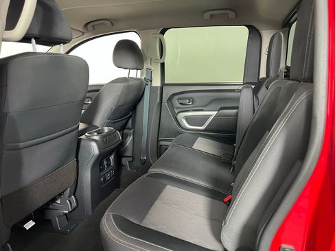 Used 2024 Nissan Titan SV w/ SV Convenience Package RWD image 26