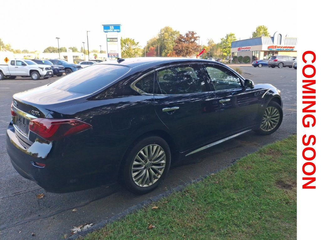 Used 2015 INFINITI Q70 L 3.7 w/ Deluxe Touring Package AWD/4WD image 5