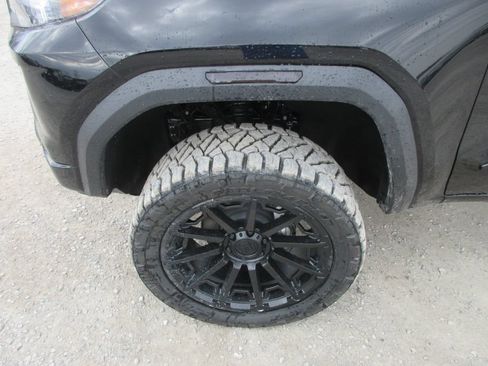 New 2026 GMC Canyon AT4 AWD/4WD image 12