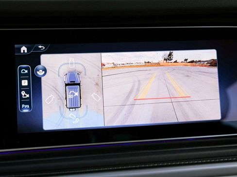 Used 2025 Mercedes-Benz G 550 w/ Manufactur Interior Package image 13