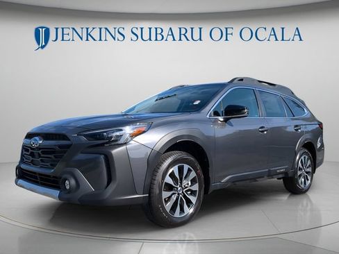 Used 2023 Subaru Outback Limited AWD/4WD image 7