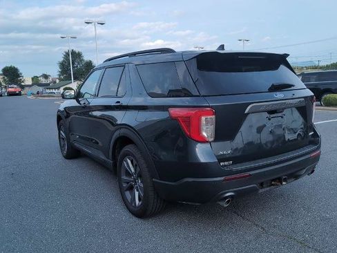 Certified 2023 Ford Explorer XLT w/ Equipment Group 202A AWD/4WD image 7