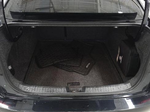 Used 2024 Volkswagen Jetta SE image 16