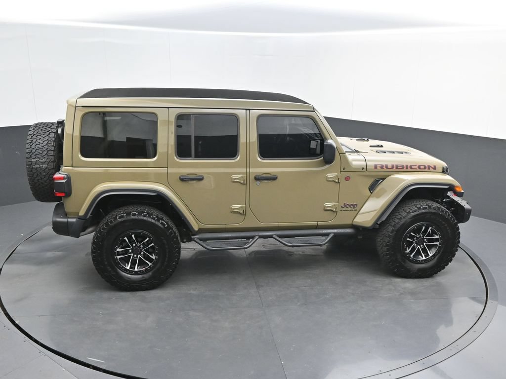 Used 2025 Jeep Wrangler Unlimited Rubicon AWD/4WD image 43