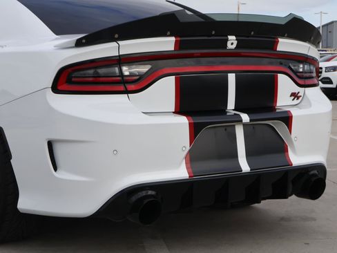 Used 2019 Dodge Charger R/T w/ Performance Handling Group image 8