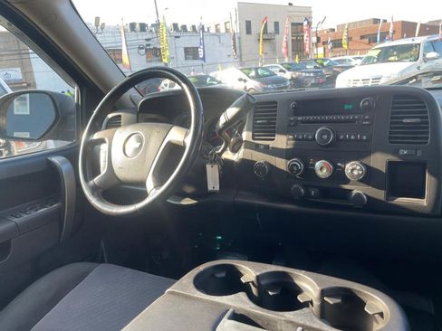 Used 2012 Chevrolet Silverado 1500 LT AWD/4WD image 18
