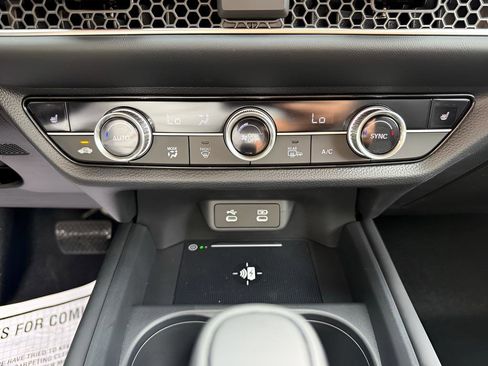 New 2026 Honda HR-V EX-L image 23