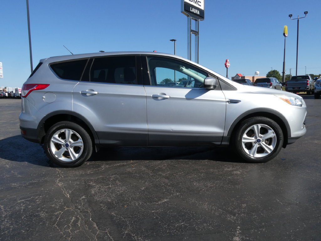 Used 2016 Ford Escape SE AWD/4WD image 4