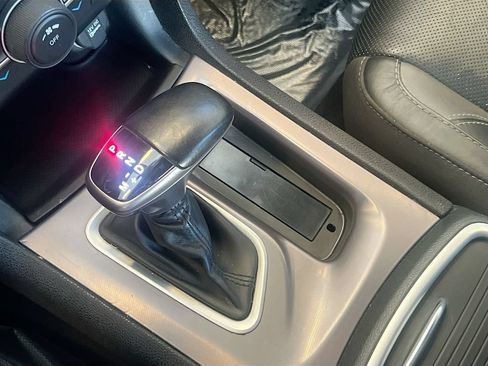 Used 2021 Dodge Charger SXT w/ Leather Interior Group RWD image 16