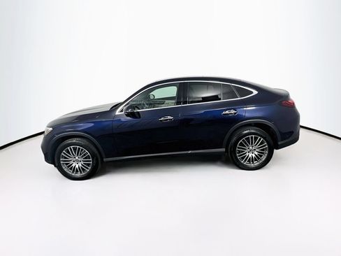 Used 2024 Mercedes-Benz GLC 300 4MATIC image 4