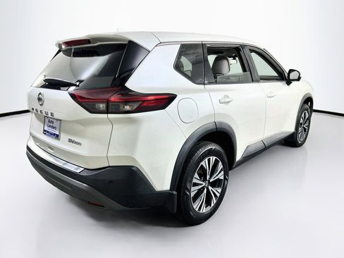 Used 2021 Nissan Rogue SV AWD/4WD image 5