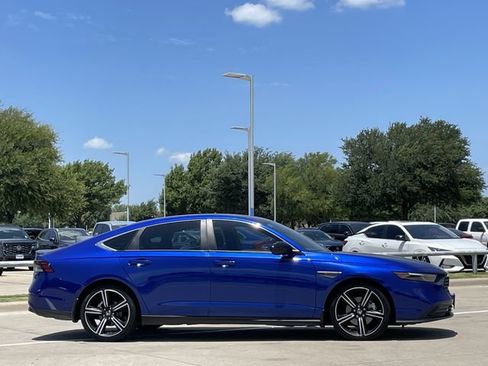 Certified 2023 Honda Accord Sport image 3