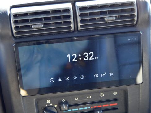 Used 1998 Jeep Wrangler Sport image 8