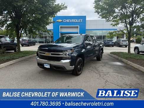 Used 2021 Chevrolet Silverado 1500 LT w/ Convenience Package II AWD/4WD image 1