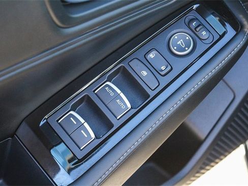 Used 2025 Honda Accord Touring image 28