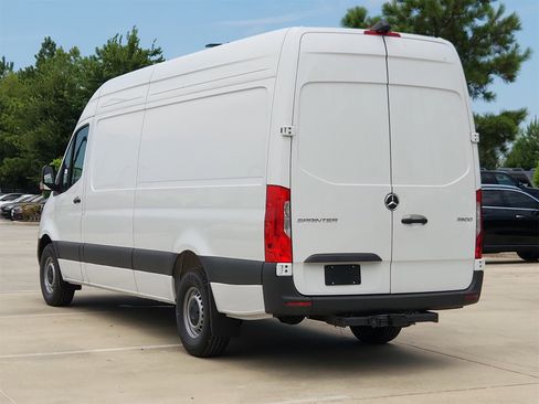 New 2025 Mercedes-Benz Sprinter 2500 image 3