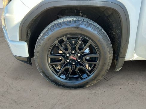 Used 2024 GMC Sierra 1500 Pro w/ Graphite Edition image 14