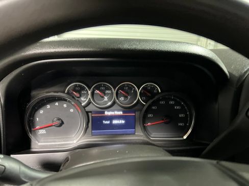 Used 2022 Chevrolet Silverado 2500 LT AWD/4WD image 31