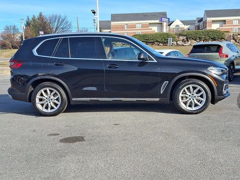 Certified 2022 BMW X5 xDrive40i image 7