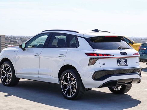 New 2026 Audi Q3 quattro 2.0T image 6