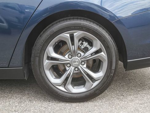 Used 2024 Honda Accord EX image 8