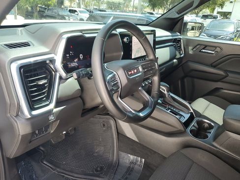 Used 2025 GMC Canyon Elevation RWD image 22