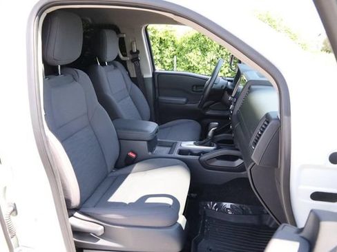 Used 2022 Nissan Frontier S w/ Technology Package AWD/4WD image 28