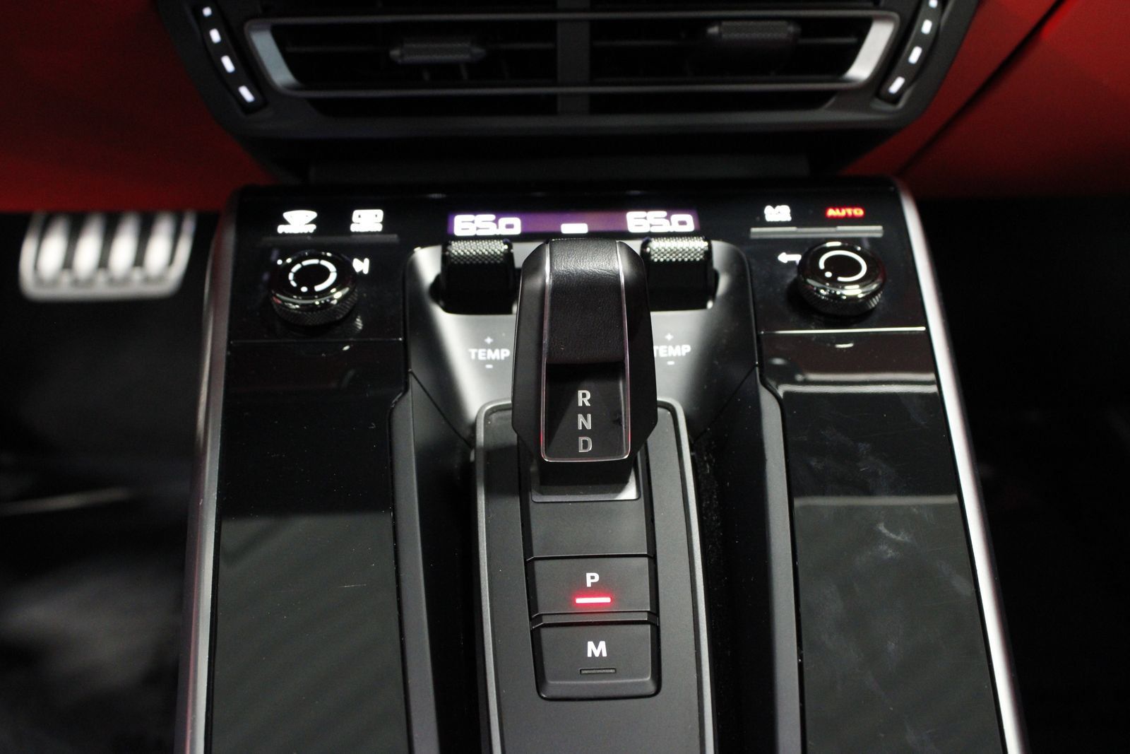 Certified 2024 Porsche 911 Turbo S AWD/4WD image 20