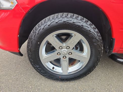 Used 2016 RAM 1500 Express image 38