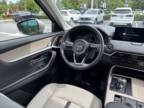 Certified 2025 MAZDA CX-90 3.3 Turbo w/ Preferred Package AWD/4WD image 21