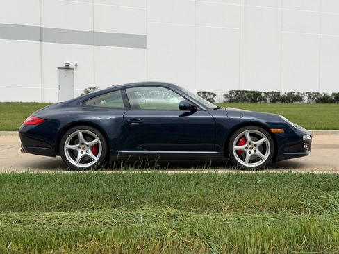 Used 2011 Porsche 911 Carrera 4S AWD/4WD image 8