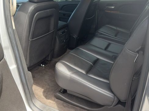 Used 2012 Chevrolet Avalanche LT w/ All-Star Edition AWD/4WD image 12