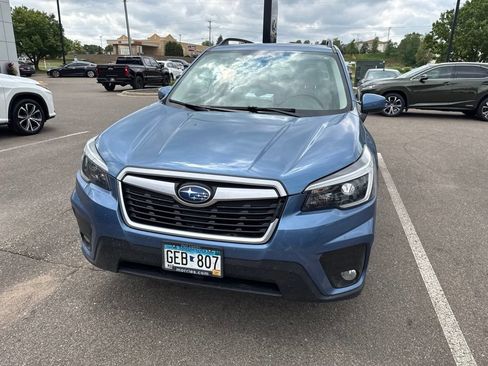 Used 2021 Subaru Forester Premium AWD/4WD image 4