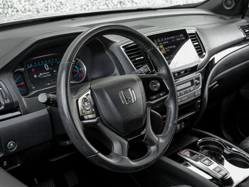 Used 2019 Honda Passport Touring image 16