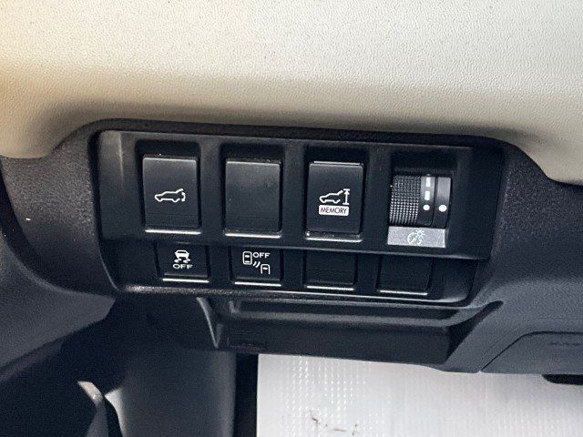 Used 2019 Subaru Ascent Touring AWD/4WD image 14