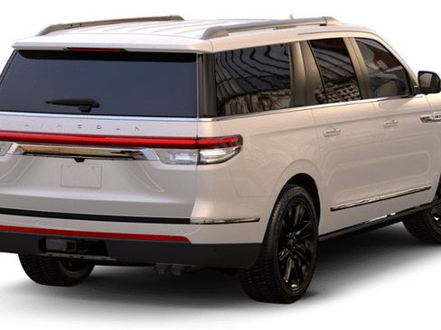 New 2023 Lincoln Navigator L Reserve AWD/4WD image 26