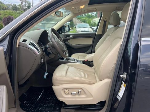 Used 2017 Audi Q5 2.0T Premium Plus w/ Technology Package AWD/4WD image 27