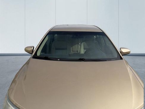 Used 2012 Toyota Camry LE FWD image 10