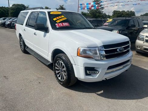 Used 2017 Ford Expedition EL XLT image 3