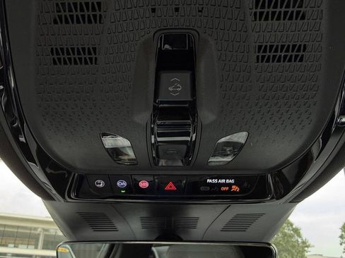 Used 2024 Cadillac Lyriq Sport RWD image 61