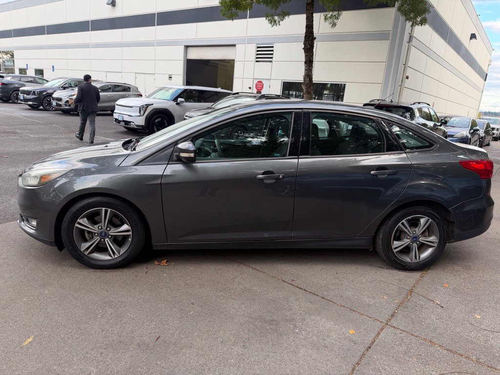 Used 2017 Ford Focus SE FWD image 7