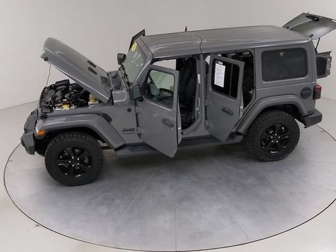 Used 2021 Jeep Wrangler Unlimited Sahara AWD/4WD image 54