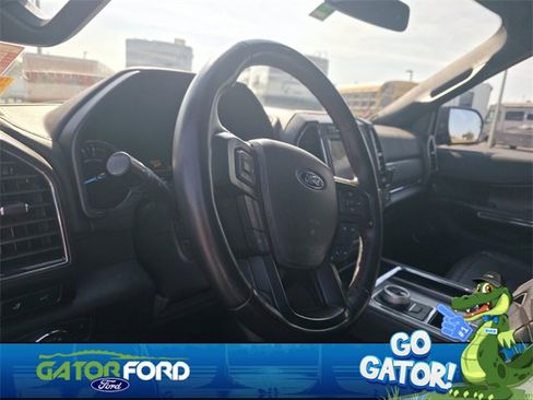 Used 2021 Ford Expedition Limited image 12