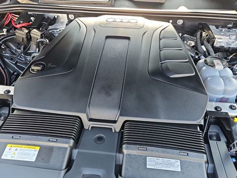 Used 2025 Audi Q7 2.0T Premium w/ Convenience Plus Package image 28